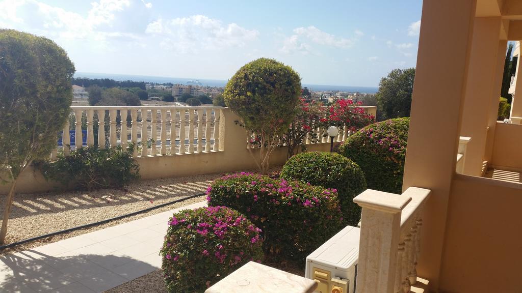 Panorama Court Apartment Paphos Exterior photo