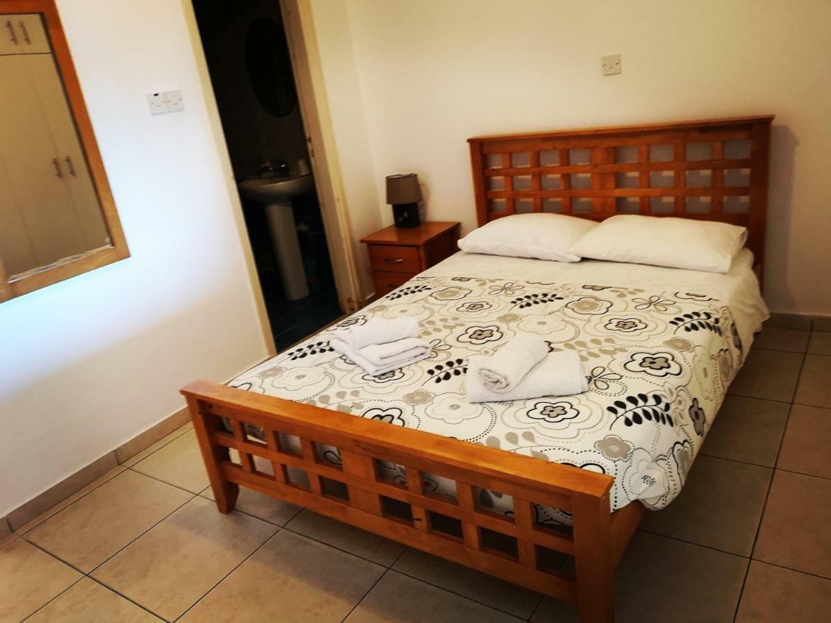 Panorama Court Apartment Paphos Exterior photo